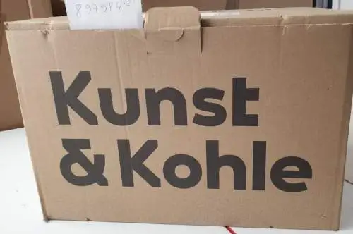 Wienand Verlag: Kunst & Kohle. 40 Kunstprojekte in 17 RuhrKunstMuseen: 17 Bände in Kassette. 