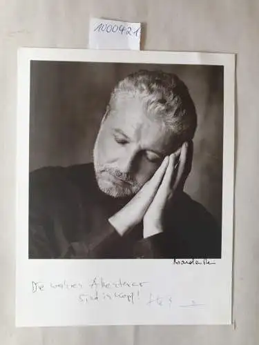 Porträt-Fotografie : betitelt: "Die wahren Abenteuer sind im Kopf" und signiert
