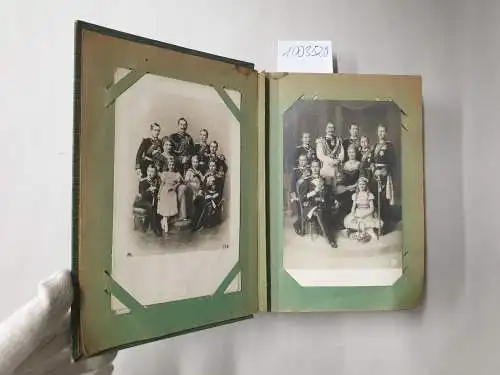 96 Abbildungen aus dem Zeitraum 1900-1918 
 Bildpostkartenalbum Hohenzollern Königliche Familie von Preußen. Kronprinzen und Prinzessinnen. 