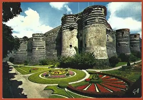 [Ansichtskarte] Maine-et-Loire : Angers,  das Schloss der Foulques ( Château - Castle ). 