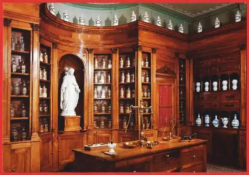 [Ansichtskarte] Frankreich (France) Rhône - Belleville : Apotheker des Hôtel-Dieu aus dem 18. Jahrhundert /
Apothicairerie de l'Hôtel-Dieu XVIII ème /
Apothecary of the Hôtel-Dieu 18th century. 