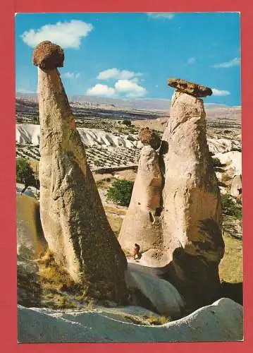[Ansichtskarte] Türkei - Ürgüt : Fähkamine /
Turquie : Cheminées de Fée
Turkey : Fairy Chimneys. 