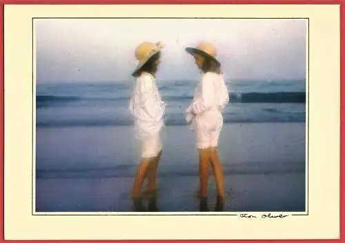 [Ansichtskarte] Foto von Kindern - "Künstlerische Unschärfe“ - Secrets von Ron Oliver Collection / 
Photo d'enfants en "Flou artistique " /
Photo children  "Soft Focus". 