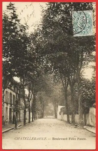 [Ansichtskarte] Frankreich (France) Vienne - Chatellerault : Boulevard Félix Faure /. 