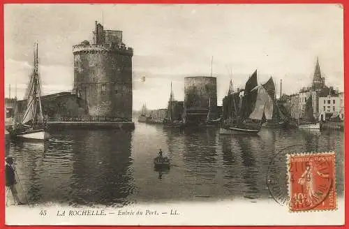 [Ansichtskarte] Frankreich (France) Charente Maritime - La Rochelle : Le port. 