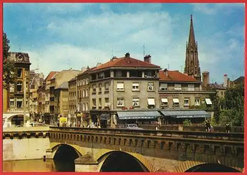 [Ansichtskarte] France - Moselle ( 57 ) Metz : Moyen-Pont et Quartier Belle-Île /
Frankreich. 