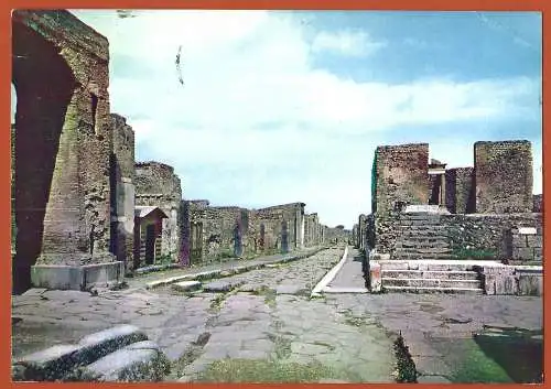 [Ansichtskarte] Italien - Pompei : Nalaner Strasse und Tempel des Fortuna Augusta / Italie / Italy. 