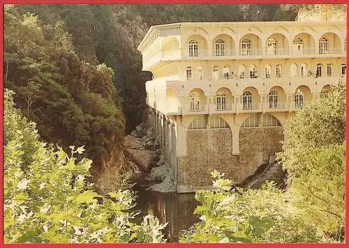 [Ansichtskarte] France - Pyrénées Orientales ( 66 ) Amélie-les-Bains : Les thermes /
Frankreich : Das Thermalbad. 