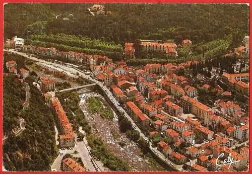 [Ansichtskarte] France - Pyrénées Orientales ( 66 ) Amélie-les-Bains : Vue aérienne /
Frankreich : Luftaufnahme. 