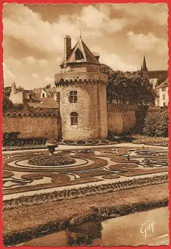 [Ansichtskarte] France - Morbihan ( 56 ) Vannes : Remparts, Tour du Connétable et jardins de la Garenne  /
Frankreich. 