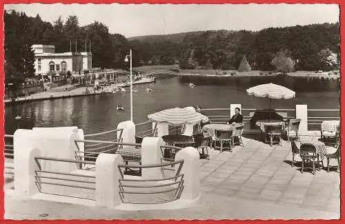 [Ansichtskarte] Frankreich - Orne ( 61 ) Bagnoles de l'Orne : Der See und die Casino-Terrasse. 