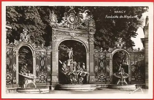 [Ansichtskarte] Frankreich - Meurthe-et-Moselle ( 54 ) Nancy : Der Neptunbrunnen. 