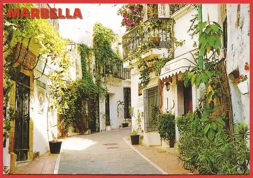 [Ansichtskarte] Spanien - Andalusien : Typische Straße in Marbella. 