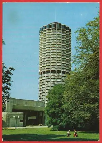 [Ansichtskarte] Deutschland - Augsburg : Das Hotelturm Holiday Inn. 