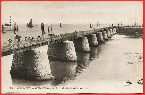 [Ansichtskarte] Frankreich - Vendée ( 85 ) Les Sables d Olonne : Die Pier. 