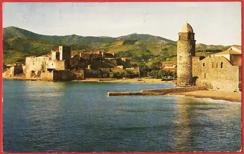 [Ansichtskarte] Frankreich - Pyrénées Orientales ( 66 ) Collioure : Der Leuchtturm und das Tempelritter-Schloss. 