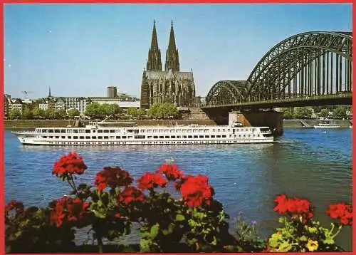 [Ansichtskarte] Deutschland - Köln : Der Dom, der Rhein und die Hohenzollernbrücke. 