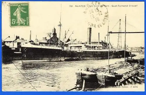 [Ansichtskarte] Passagierschiff am Kai Fernand Crouart im Hafen von Nantes. 