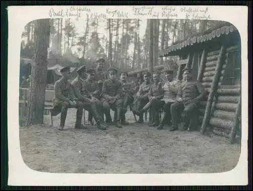 Foto 1. WK Soldaten Ostfront 1915 Gruppenfoto Waldlager Bunker  12x9cm