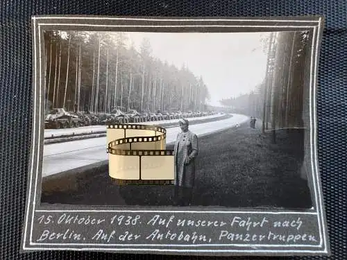 Foto Fahrt mit unserem Panzer Tank Sdkfz auf der Autobahn Richtung Berlin 1938