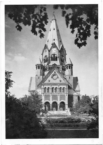 [Ansichtskarte] Chemnitz Lutherkirche - gelaufen mit Text auf der Rückseite und gestempelter Briefmarke - siehe Scan. 