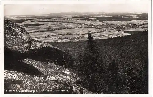 [Echtfotokarte schwarz/weiß] Blick v.d. Luisenburg a. Wunsiedel un d Waldstein. 