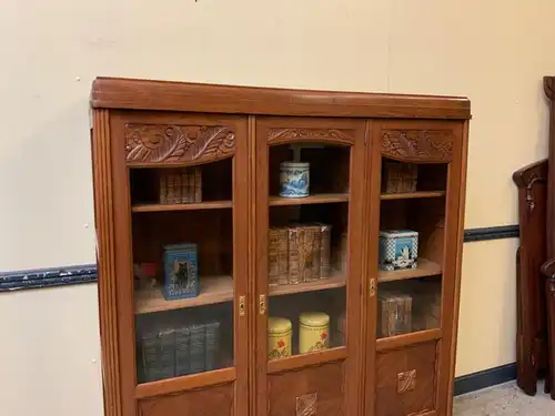 Antiker Art Deco Bücherschrank, Vitrine - Traumhaft - Lieferung möglich!