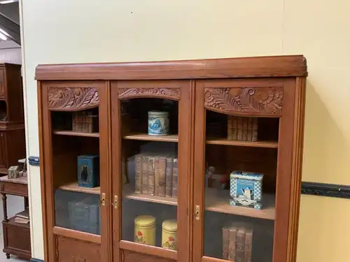 Antiker Art Deco Bücherschrank, Vitrine - Traumhaft - Lieferung möglich!