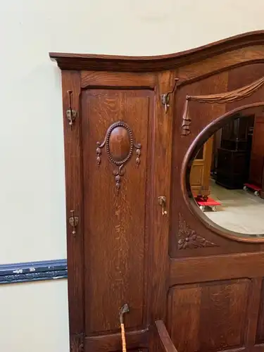 Antike imposante Jugendstil Garderobe mit Truhen Bank,   - Lieferung möglich!