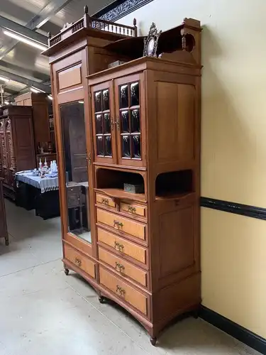 Antiker imposanter Jugendstil Kleiderschrank, Art Nouveau - Lieferung möglich!