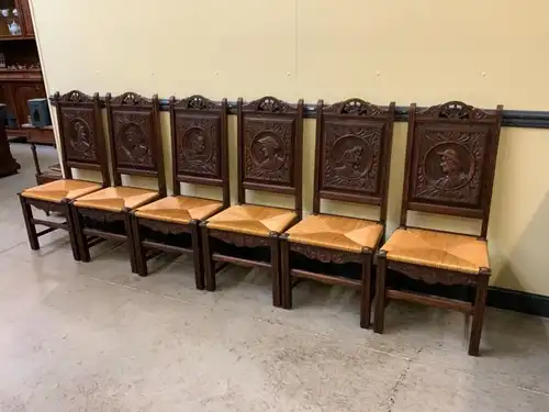 6 antike hohe traumhaft schöne Bretonische Stühle - Lieferung möglich!