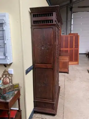 Antiker traumhafter bretonischer Geschirrschrank, Vertiko - Lieferung möglich!