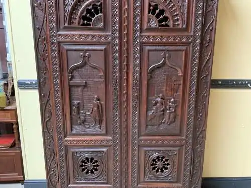 Antiker traumhafter bretonischer Geschirrschrank, Vertiko - Lieferung möglich!
