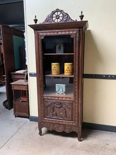 Antiker bretonischer Vitrine, Bücherschrank - traumhaft schön - Lieferung mögl.