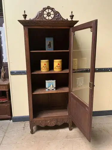 Antiker bretonischer Vitrine, Bücherschrank - traumhaft schön - Lieferung mögl.