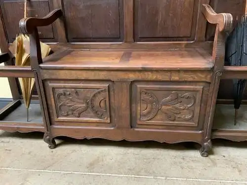 Antike imposante Historismus Garderobe mit Truhen Bank,   - Lieferung möglich!