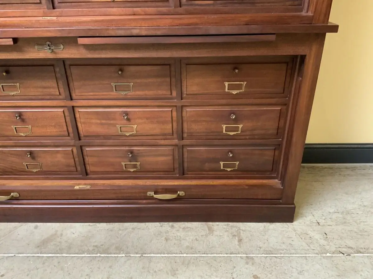 Antiker sensationeller Art Deco Rolladen Archiv Schrank - Lieferung möglich! 16