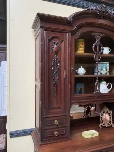 Antikes imposantes Jugendstil Buffet, Traumhaft  - Lieferung möglich!