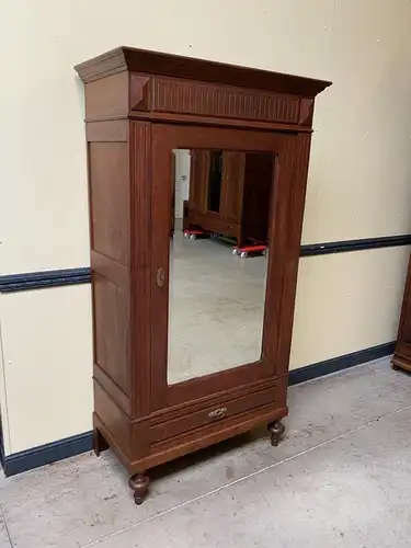 Antiker Jugendstil Wäscheschrank, Traumhaft   - Lieferung möglich!