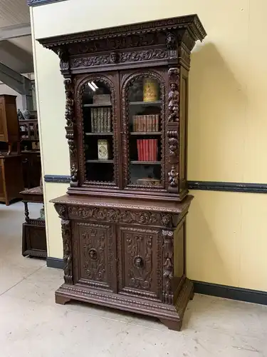 Antikes monumentales neorenaissance Prunk Buffet, Bücherschrank - Lief. mögl.!