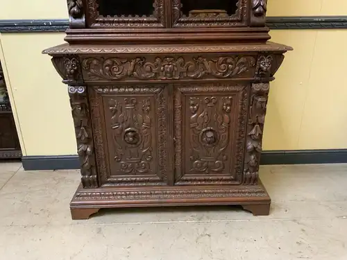 Antikes monumentales neorenaissance Prunk Buffet, Bücherschrank - Lief. mögl.!