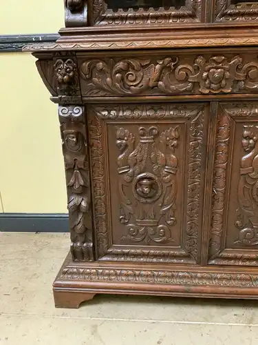 Antikes monumentales neorenaissance Prunk Buffet, Bücherschrank - Lief. mögl.!