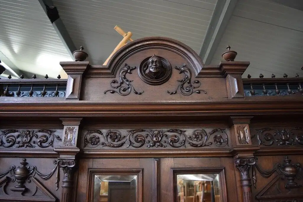 Sensationelles neorenaissance Säulen Nußbaum Aufsatz Buffet,  Lieferung möglich! 5