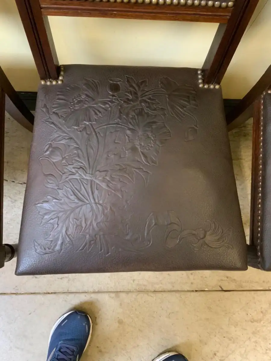 6 antike Jugendstil Stühle mit floralem Prägeleder - Lieferung möglich! 19