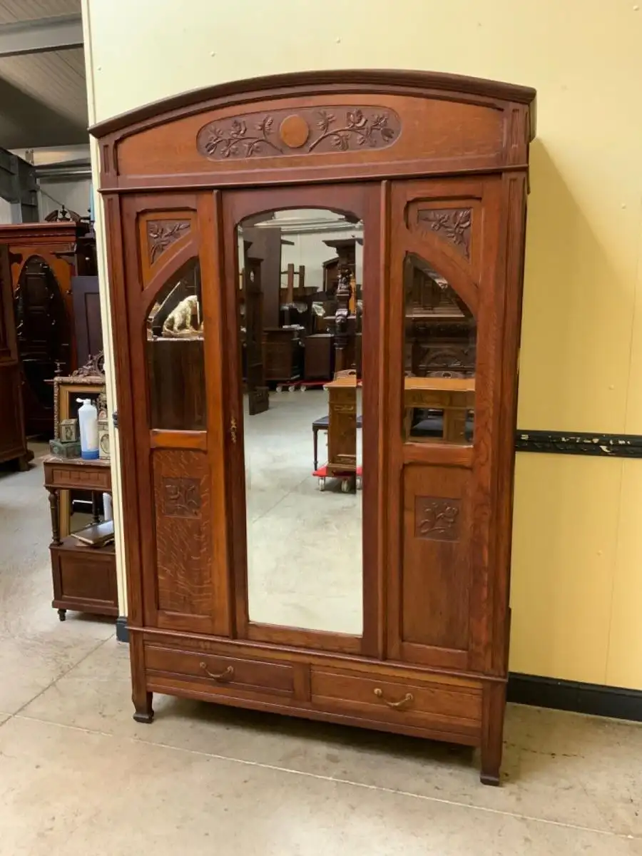 Antiker Jugendstil Kleiderschrank - Traumhaft  - Lieferung möglich! 0