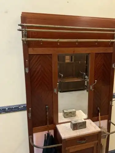Antike Art Deco Mahagoni Garderobe mit Schrank und Schub - Lieferung möglich!