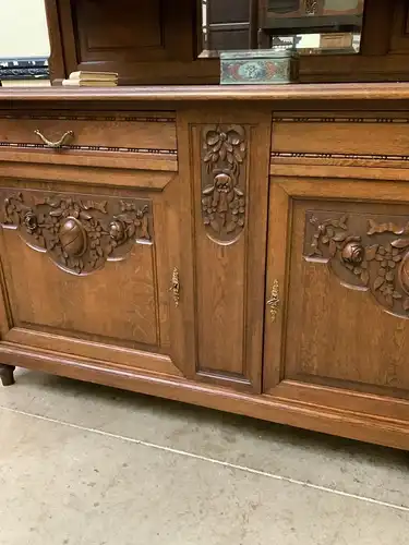 Antikes traumhaft schönes breites Jugendstil Buffet, - Lieferung möglich!