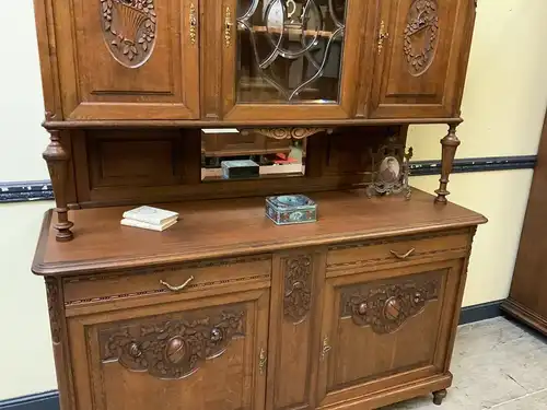 Antikes traumhaft schönes breites Jugendstil Buffet, - Lieferung möglich!