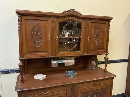 Antikes traumhaft schönes breites Jugendstil Buffet, - Lieferung möglich!