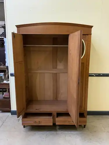 Antiker Jugendstil Kleiderschrank - Traumhaft schön - Lieferung möglich!